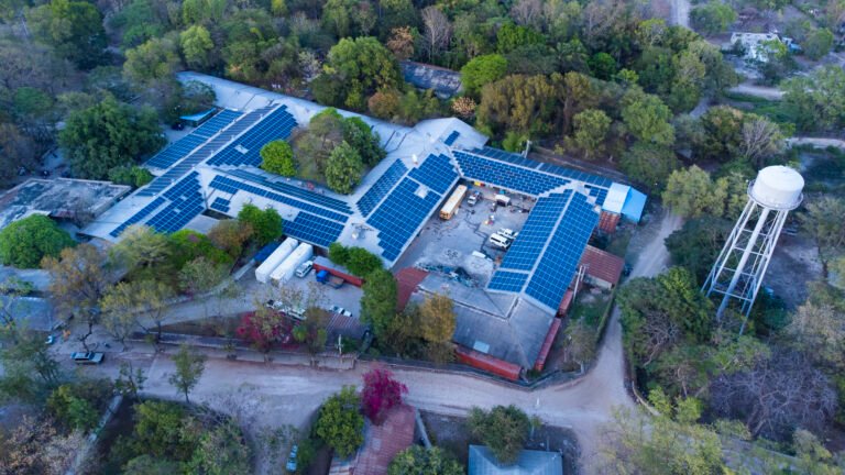 1,600 solar panels top the roof at Hôpital Albert Schweitzer