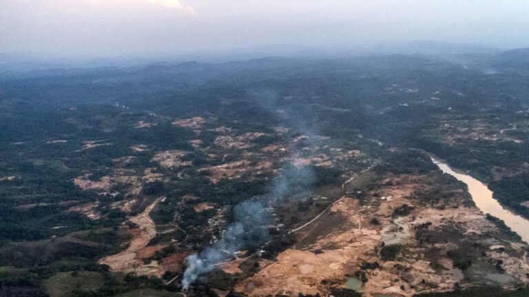 Aerial view of mining damage in El Bagre, Antioquia.