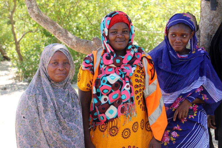 Women planting mangroves in Zanzibar
